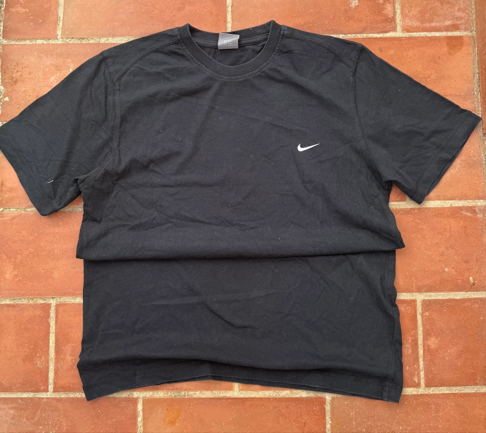 Nike Mini Swoosh T-Shirt